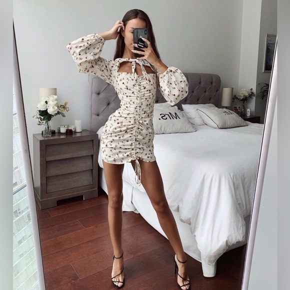 Sabo Skirt Iona Draw Dress - Picture 2 of 9